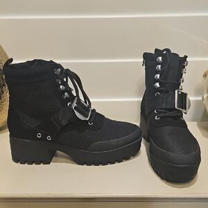 Steve Madden Black Lace-Up Lug Ankle Boots with Buckle